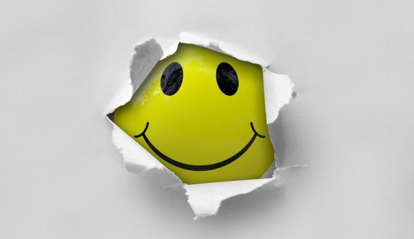 smiley-2055680_960_720-1014x586